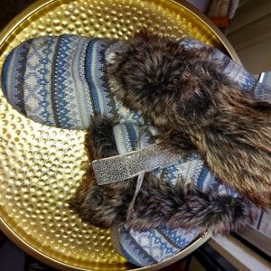 Muk luks bootie slippers blue white fur size 9 comfy winter tall